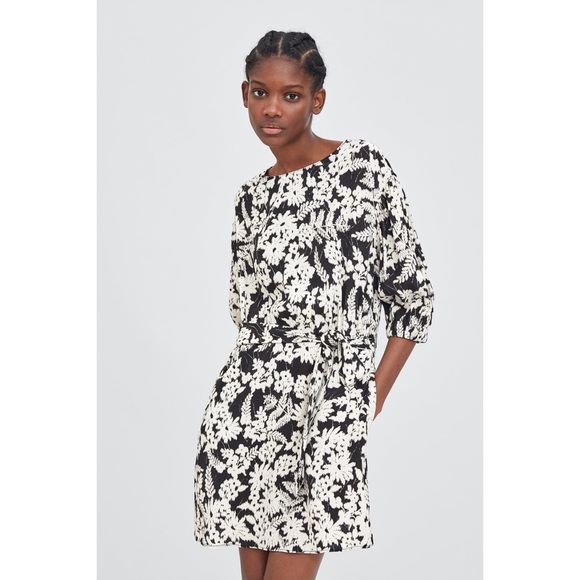 Zara NWT Floral Buttoned & Belted Mini Dress Small - Picture 3 of 9